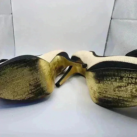 Beverly Feldman tan and black high heels - Picture 3 of 10